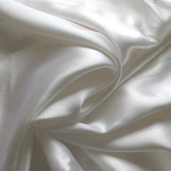 NEW The Golden Arch 100% Silk 22 Momme Pillowcase Ivory, Size K - Picture 1 of 14